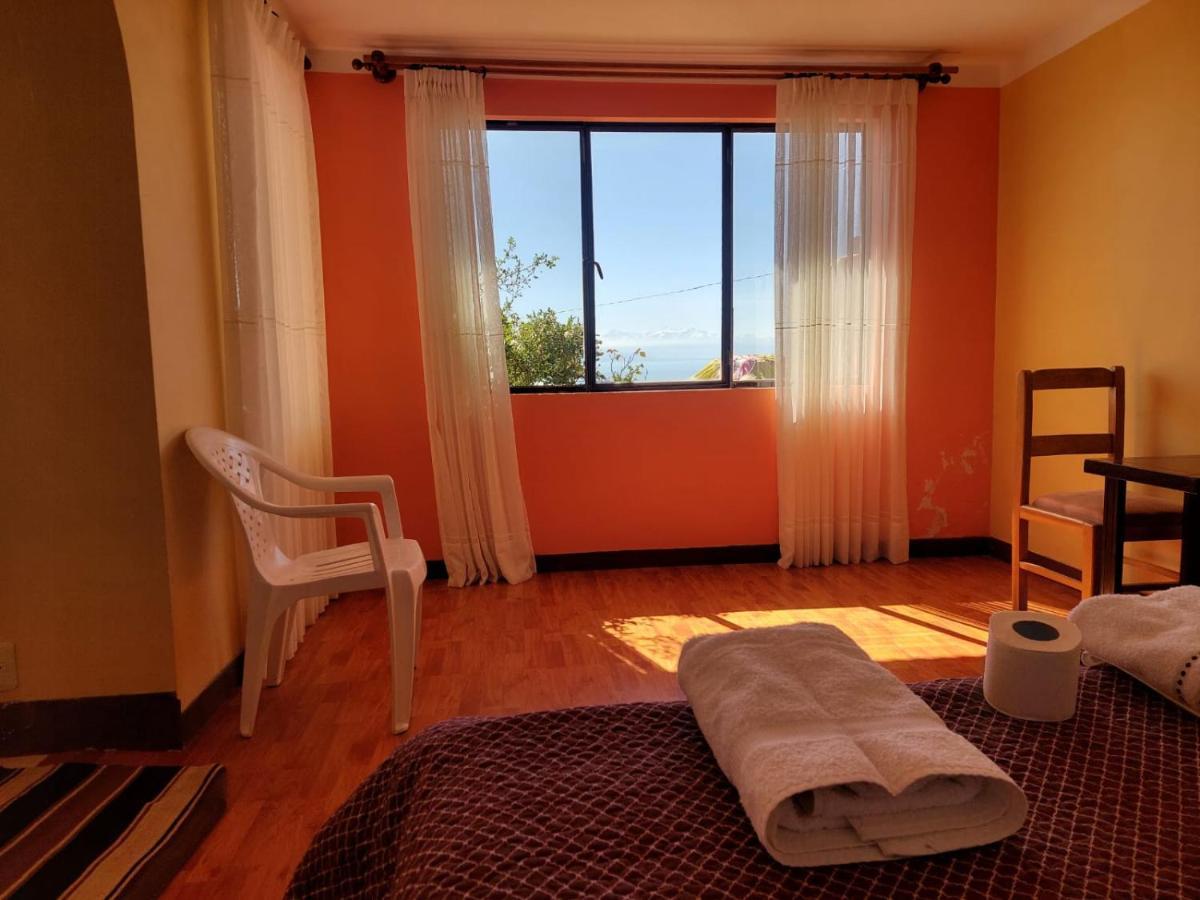 Hostal Tawri Isla del Sol Exterior photo