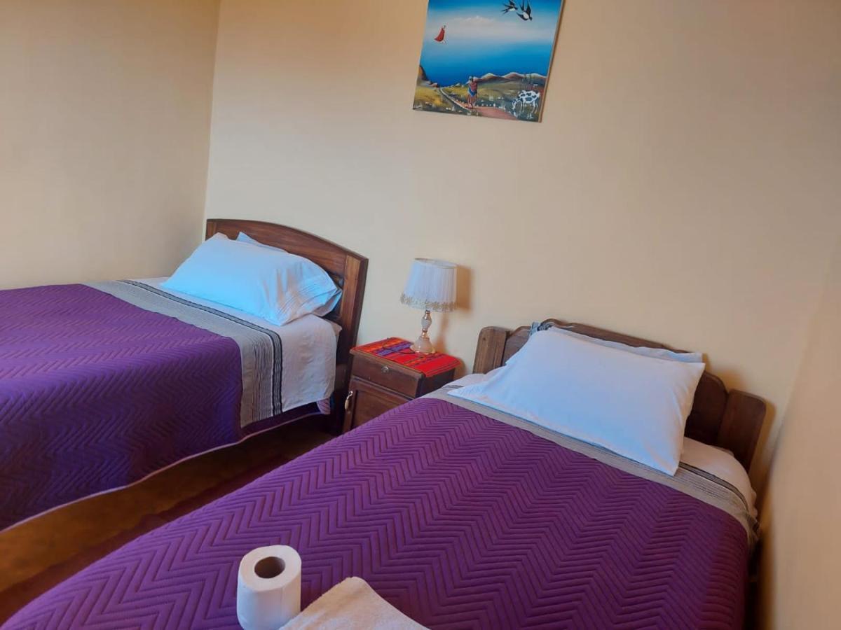 Hostal Tawri Isla del Sol Exterior photo