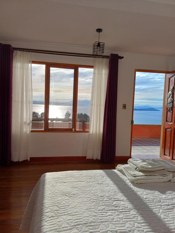 Hostal Tawri Isla del Sol Exterior photo