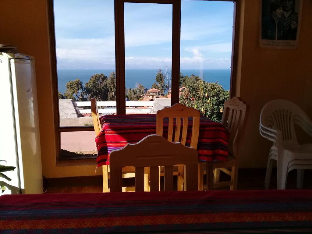 Hostal Tawri Isla del Sol Exterior photo